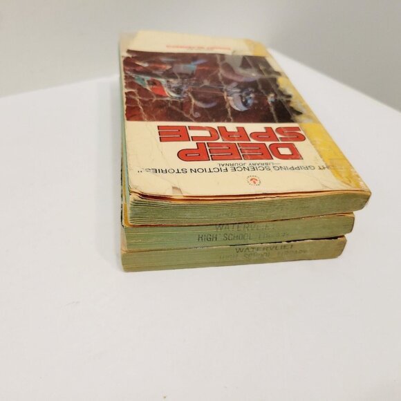 Vtg Roberty Silverberg Books Deep Space Beyond Control Science Fiction Bestiary - Picture 9 of 9